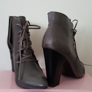 Women's boots